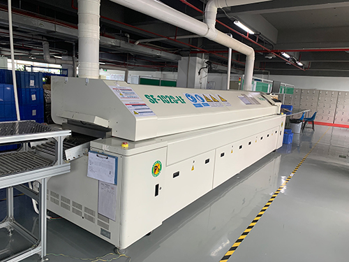 面粉加工廠、棉花倉、槍彈庫等有易爆物和易燃物建筑物的保護(hù)