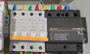 浪涌保護(hù)器怎么選—實(shí)力品牌質(zhì)量有保障【易造】